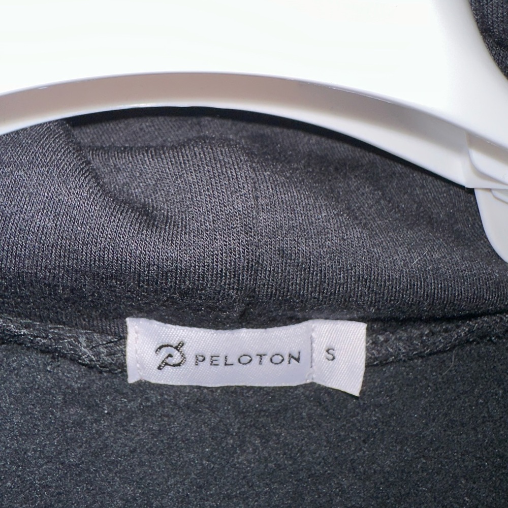 Peloton Legacy Funnel Neck Pullover Sweatshirt Black Small Cowl Neck - Picture 4 of 5